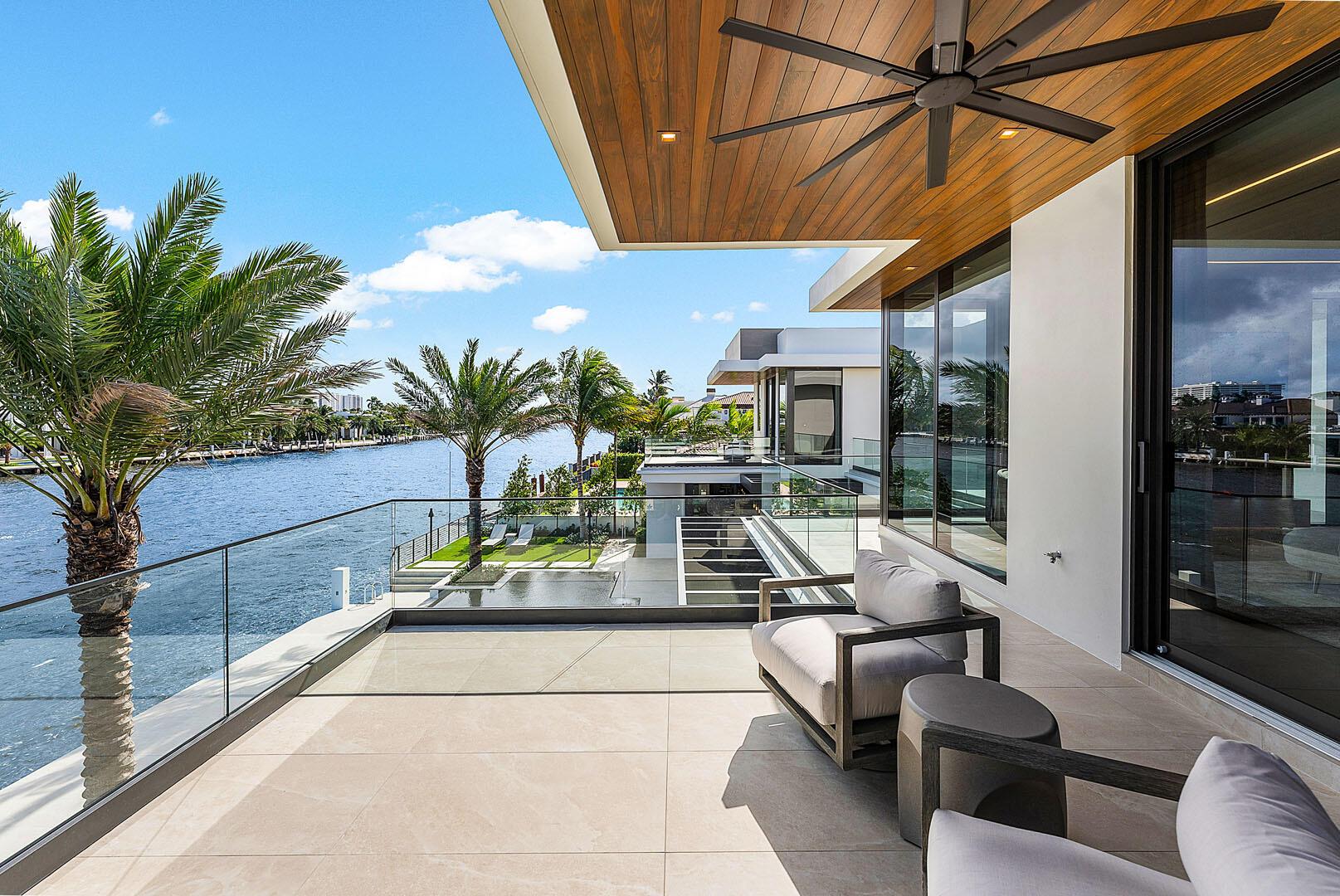 ROYAL PALM YACHT & COUNTR - Residential