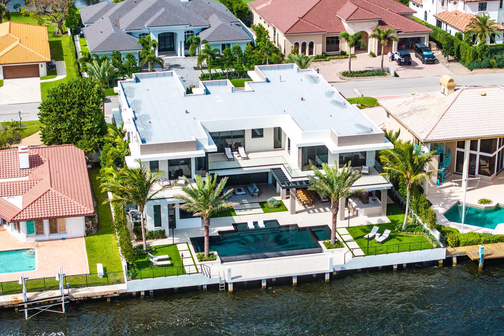 ROYAL PALM YACHT & COUNTR - Residential