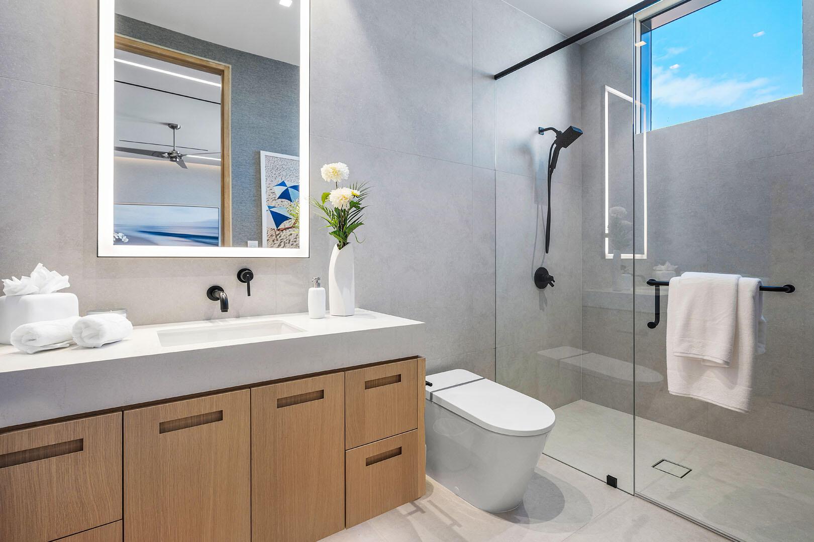 ROYAL PALM YACHT & COUNTR - Residential