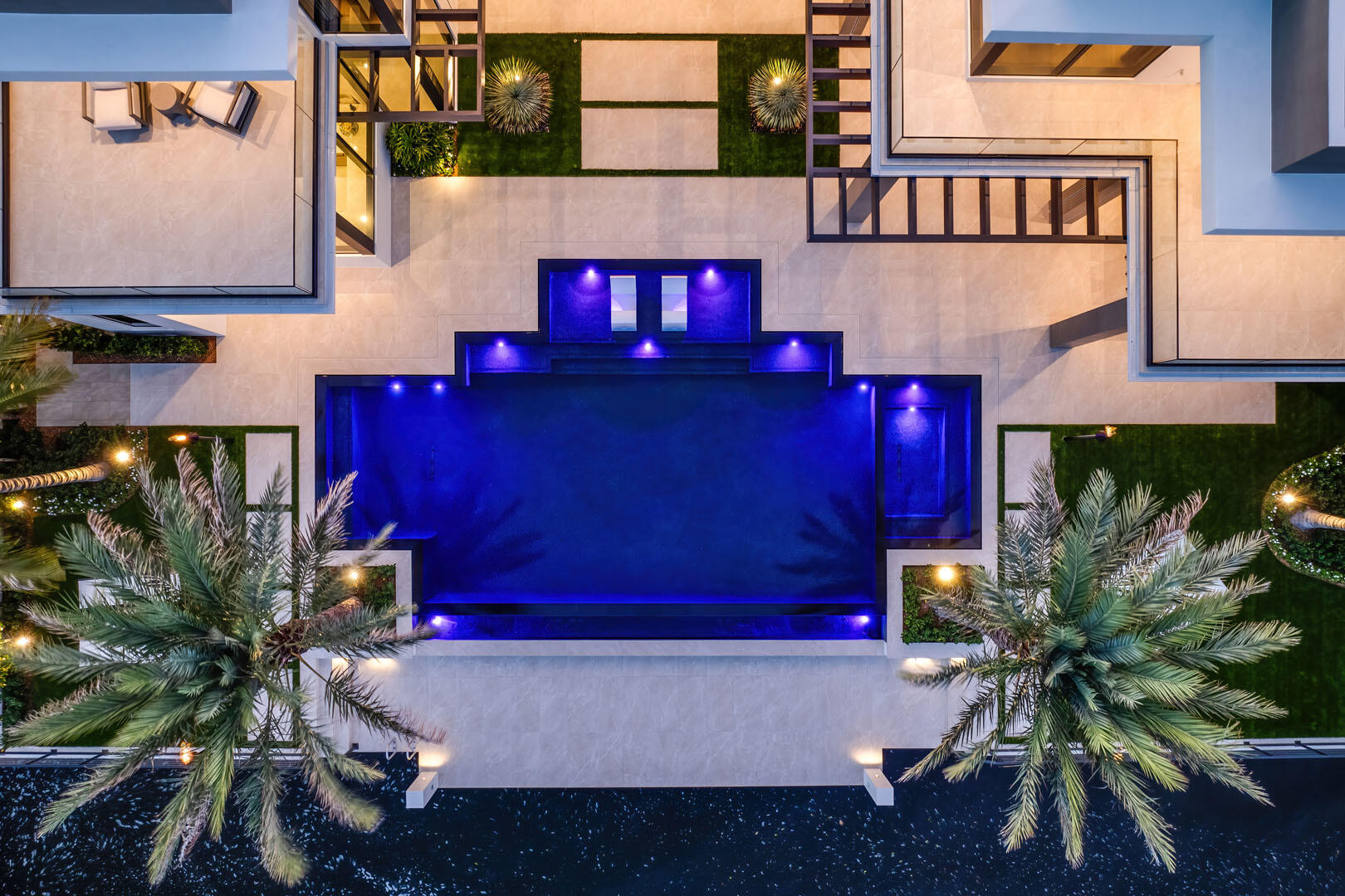 ROYAL PALM YACHT & COUNTR - Residential