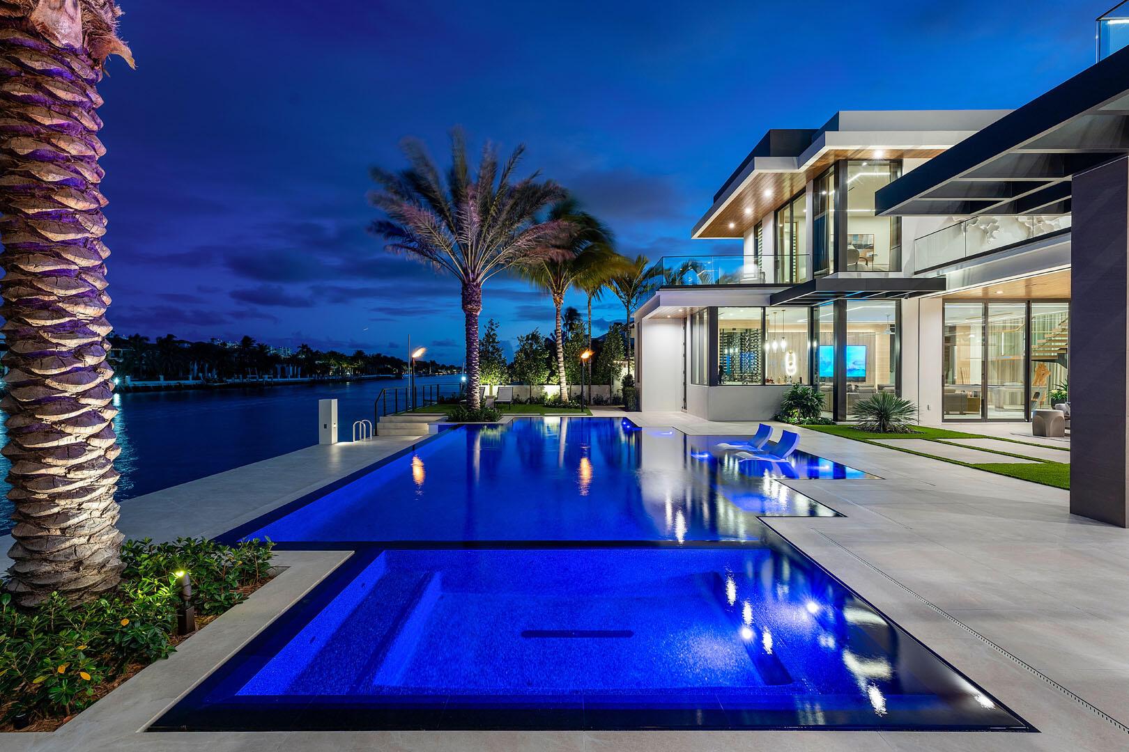ROYAL PALM YACHT & COUNTR - Residential
