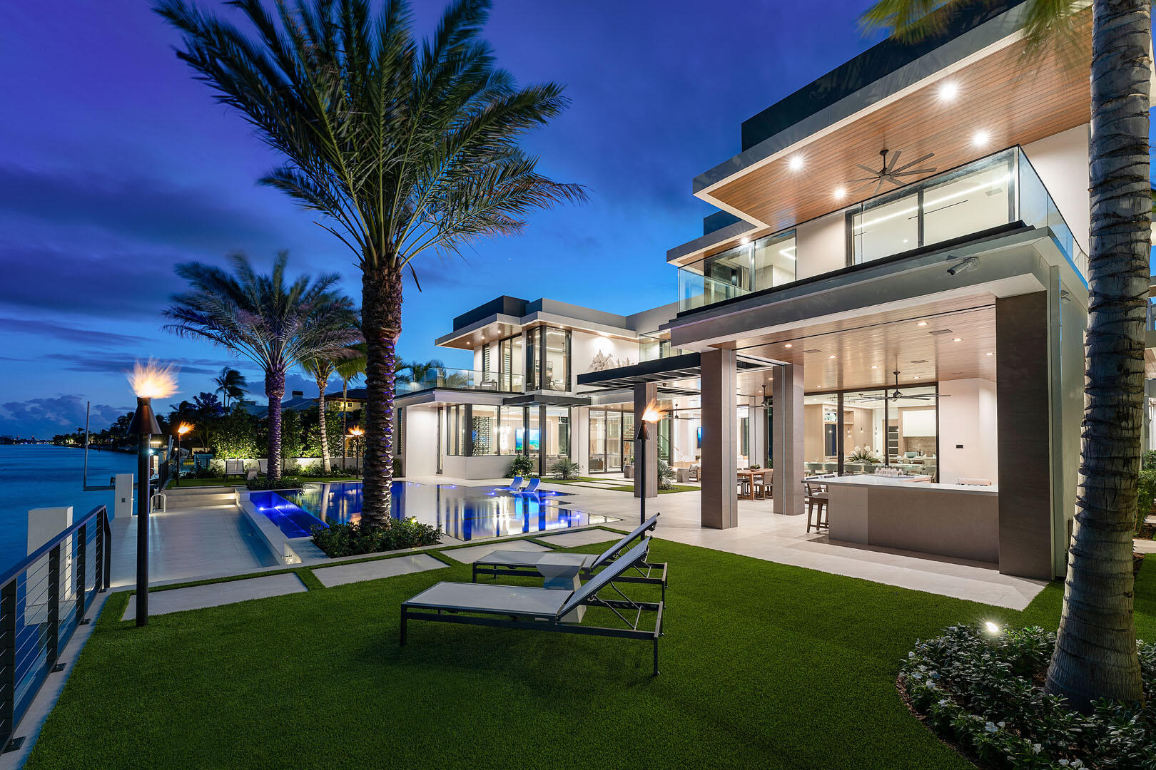 ROYAL PALM YACHT & COUNTR - Residential