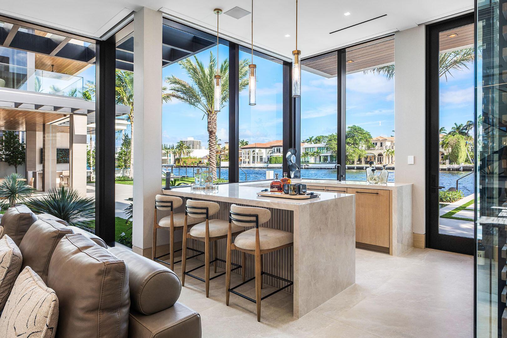 ROYAL PALM YACHT & COUNTR - Residential