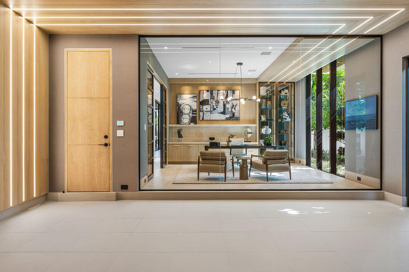 ROYAL PALM YACHT & COUNTR - Residential