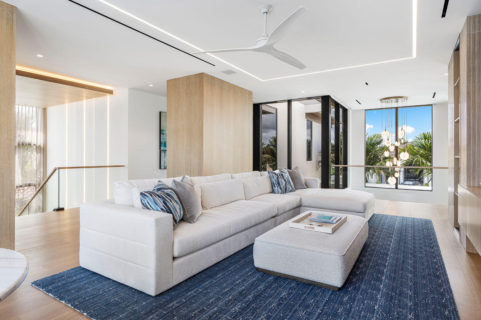 ROYAL PALM YACHT & COUNTR - Residential