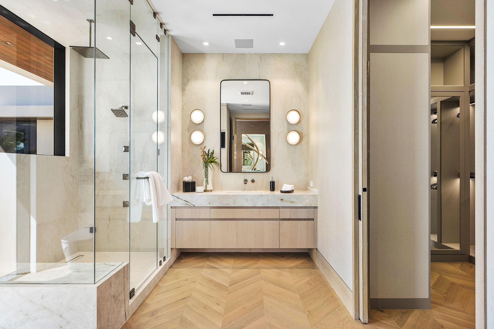 ROYAL PALM YACHT & COUNTR - Residential