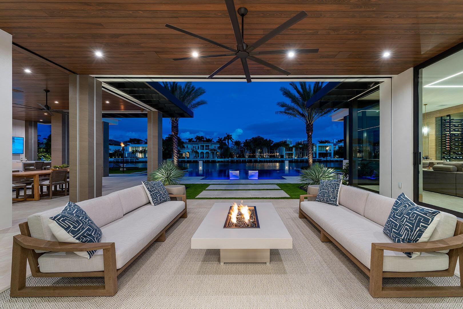 ROYAL PALM YACHT & COUNTR - Residential