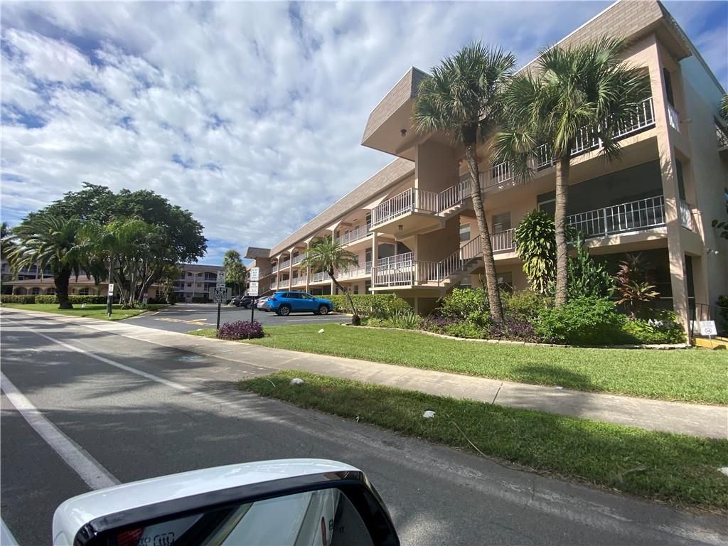Photo of 501 Blue Heron Dr #217-A, Hallandale Beach, FL 33009 (MLS # F10308172)