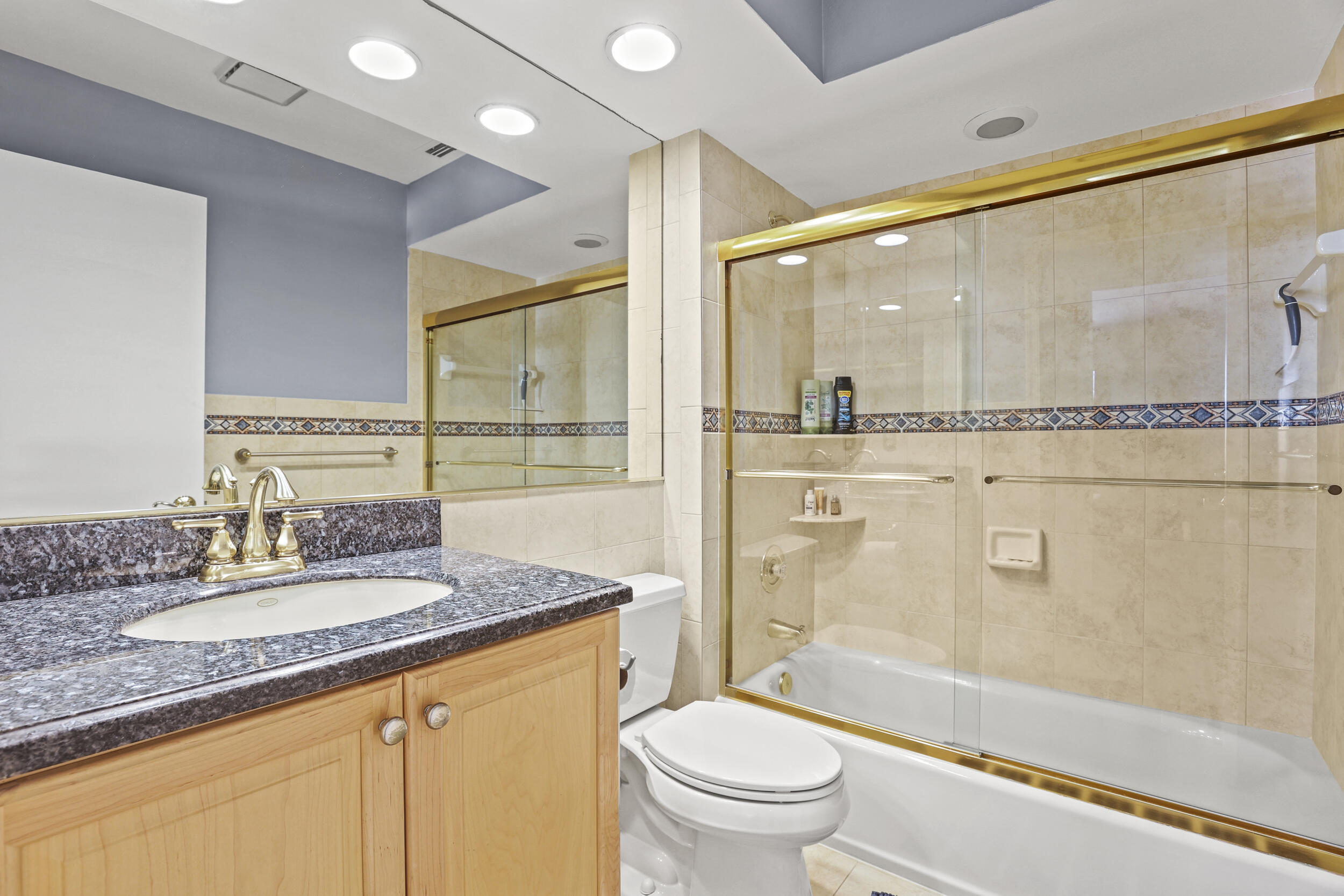RAINWOOD EAST REPLAT - Residential