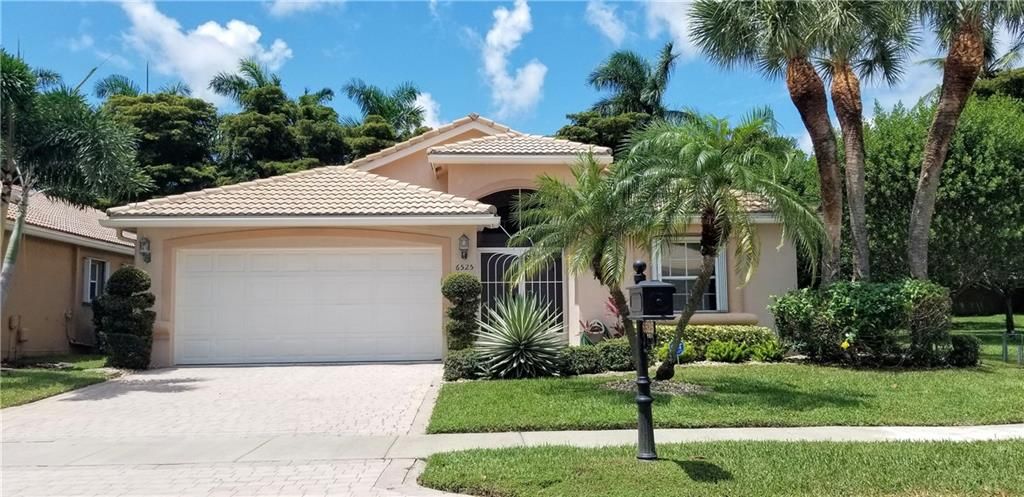 Photo of 6525 Via Vicenza, Delray Beach, FL 33446 (MLS # F10293182)