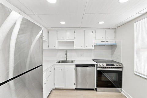 Tiny photo for 1050 COUNTRY CLUB Drive #306, Margate, FL 33063 (MLS # B26065167)
