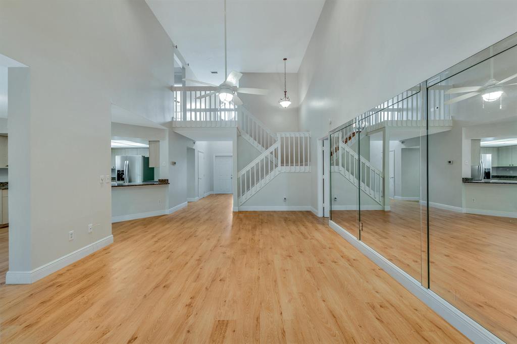 AMBER BAY - Residential