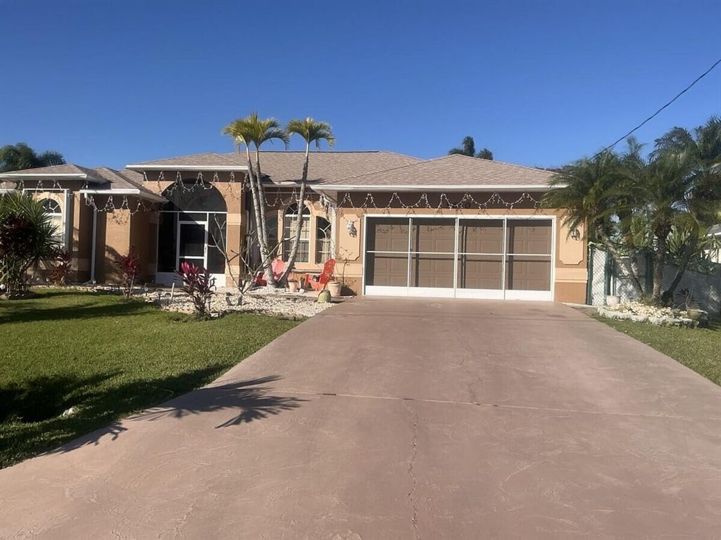 Photo of 5640 NW Commodore Terrace, Port Saint Lucie, FL 34983 (MLS # R11166420)