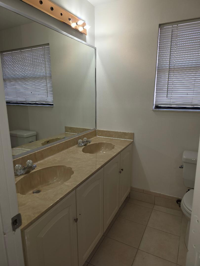 INVERRARY 32 - Residential