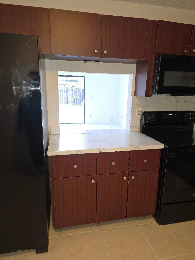 INVERRARY 32 - Residential