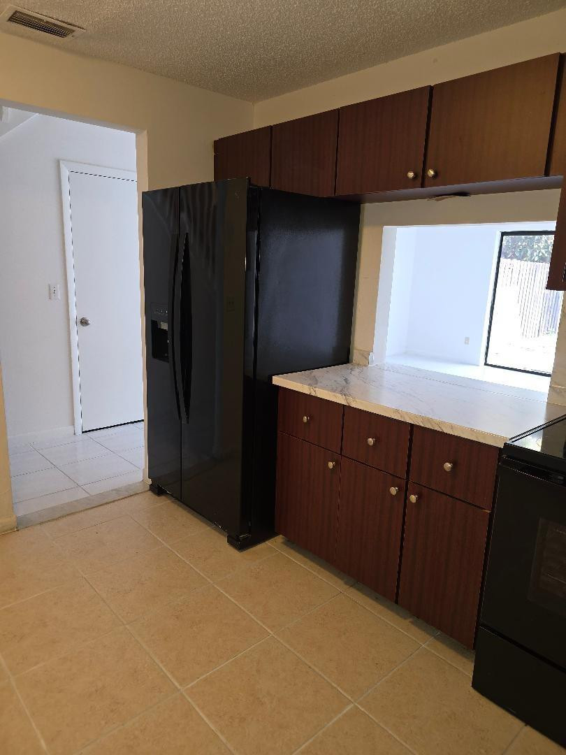 INVERRARY 32 - Residential