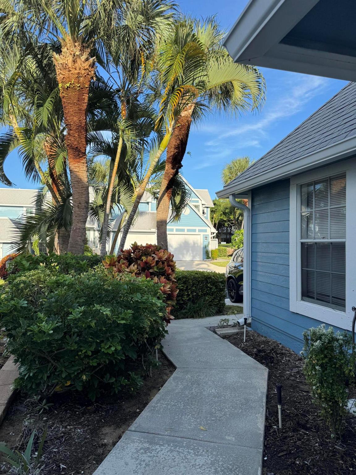 824 Ocean Dunes Circle 824