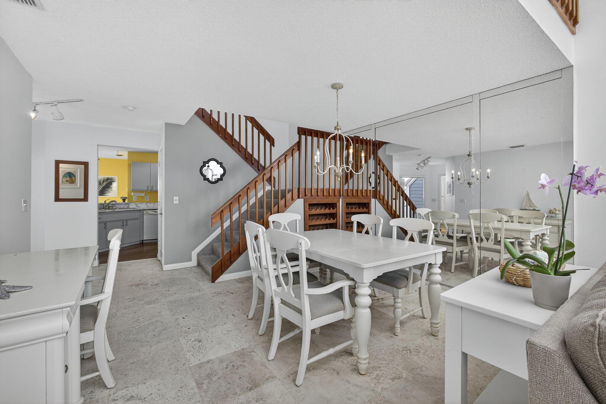 VILLAS OF OCEAN DUNES 4 - Residential