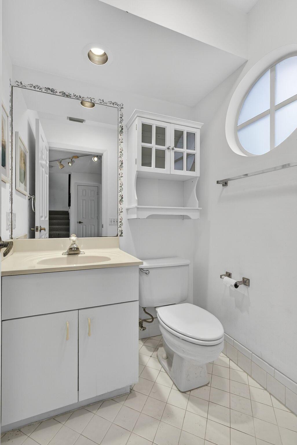 VILLAS OF OCEAN DUNES 4 - Residential