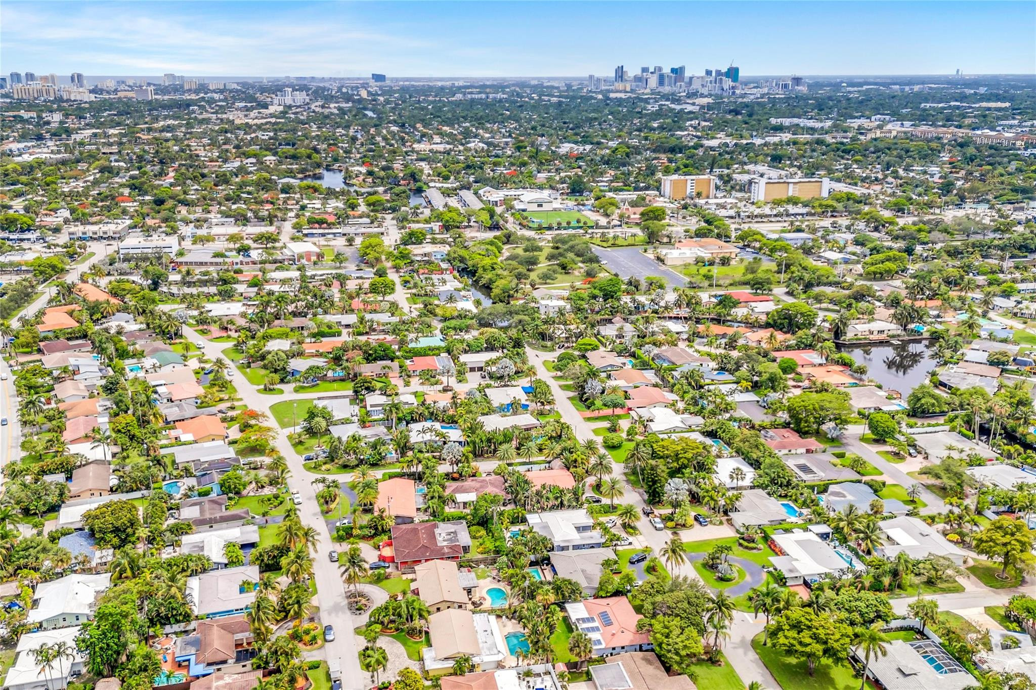 Coral Woods 33-25 B - Residential