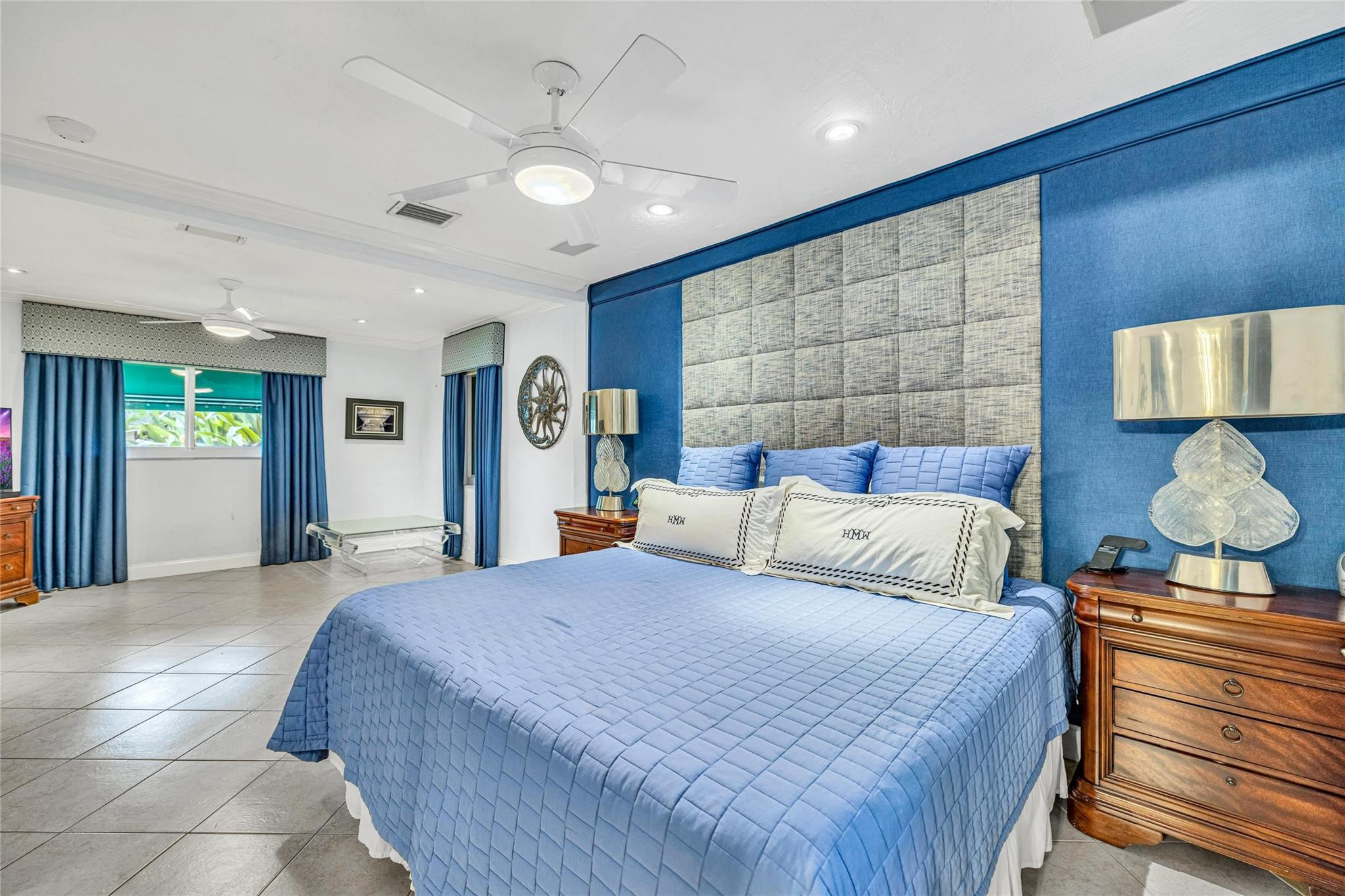 Coral Woods 33-25 B - Residential