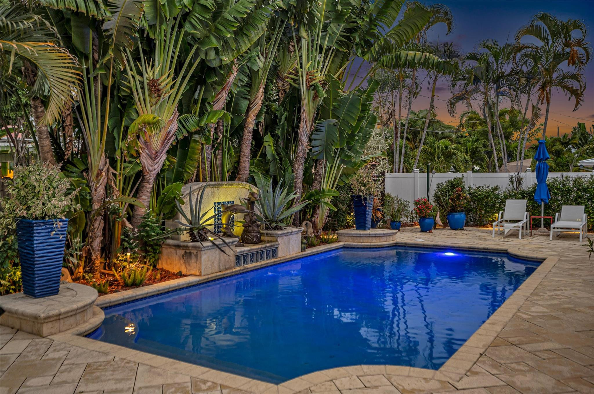 Coral Woods 33-25 B - Residential