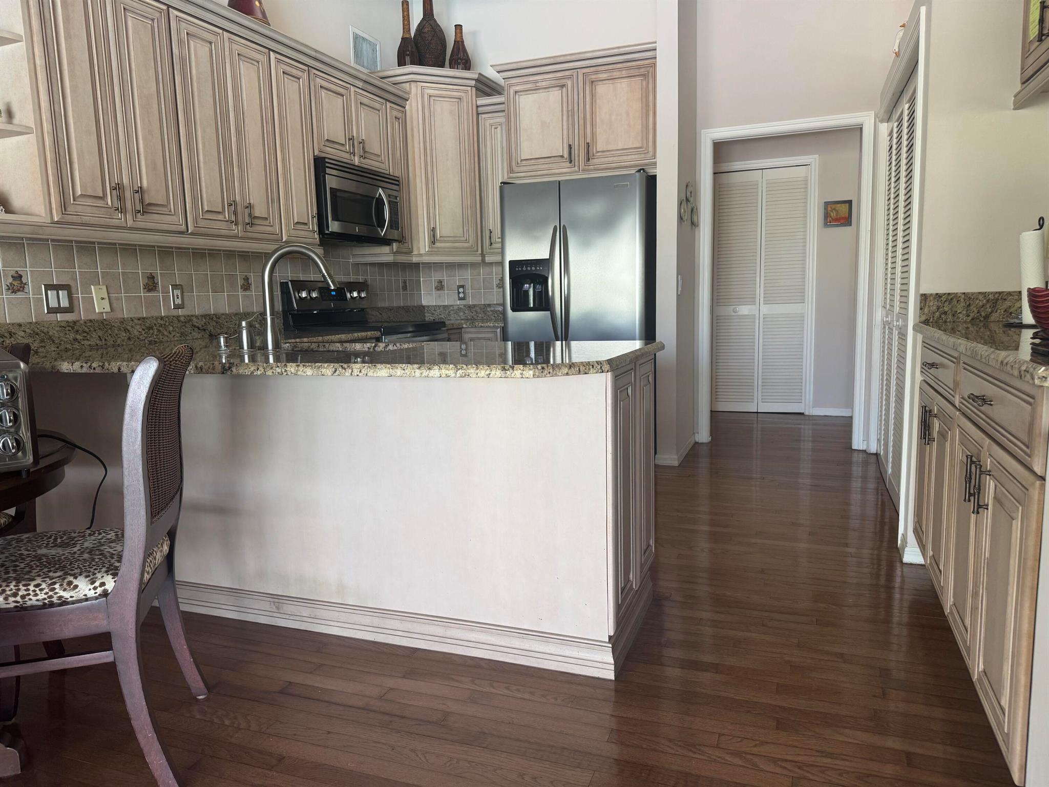 8837 SE Marina Bay Drive