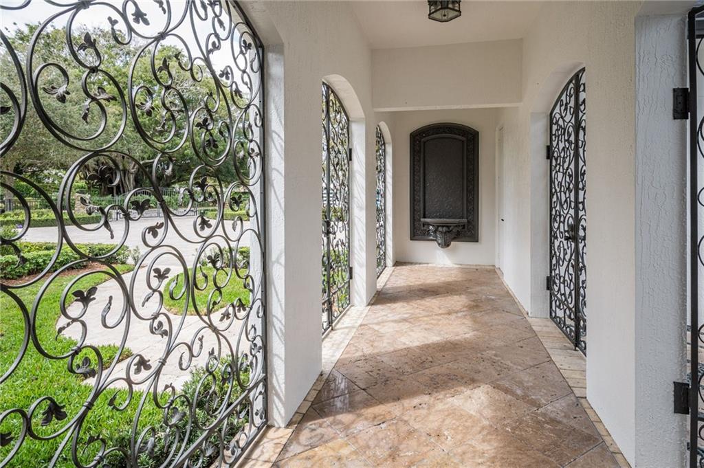 SUNSHINE RANCHES - Residential