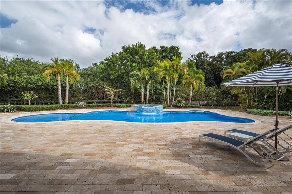 SUNSHINE RANCHES - Residential