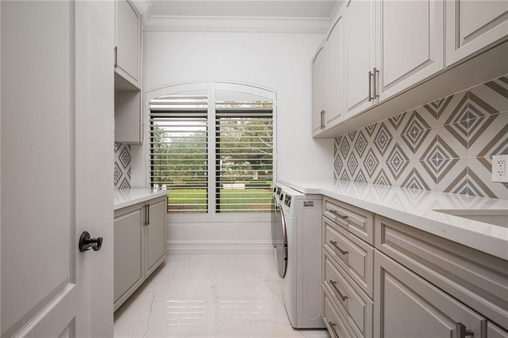 SUNSHINE RANCHES - Residential