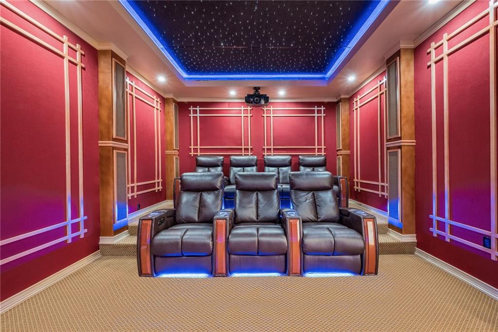 SUNSHINE RANCHES - Residential