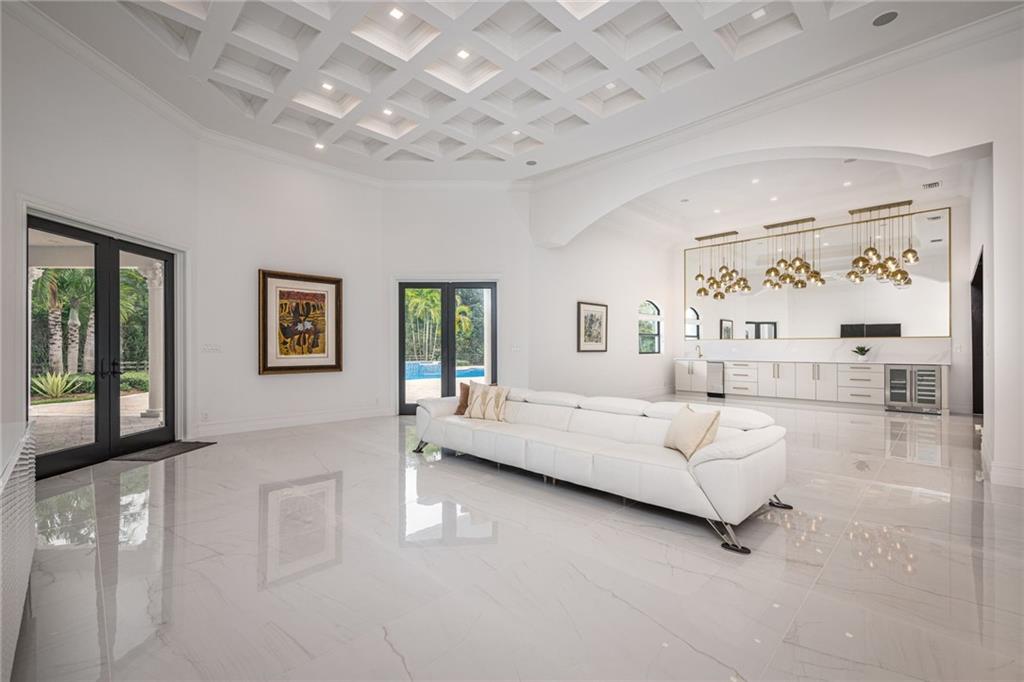 SUNSHINE RANCHES - Residential