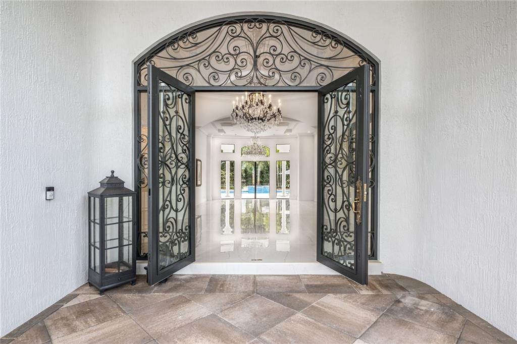 SUNSHINE RANCHES - Residential