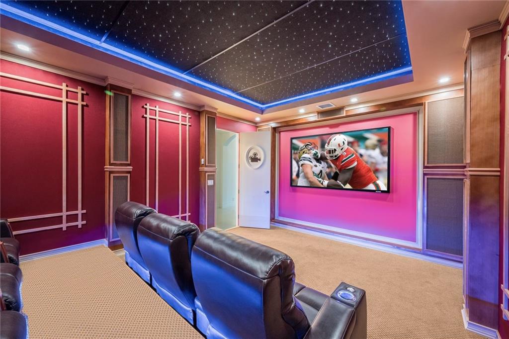 SUNSHINE RANCHES - Residential