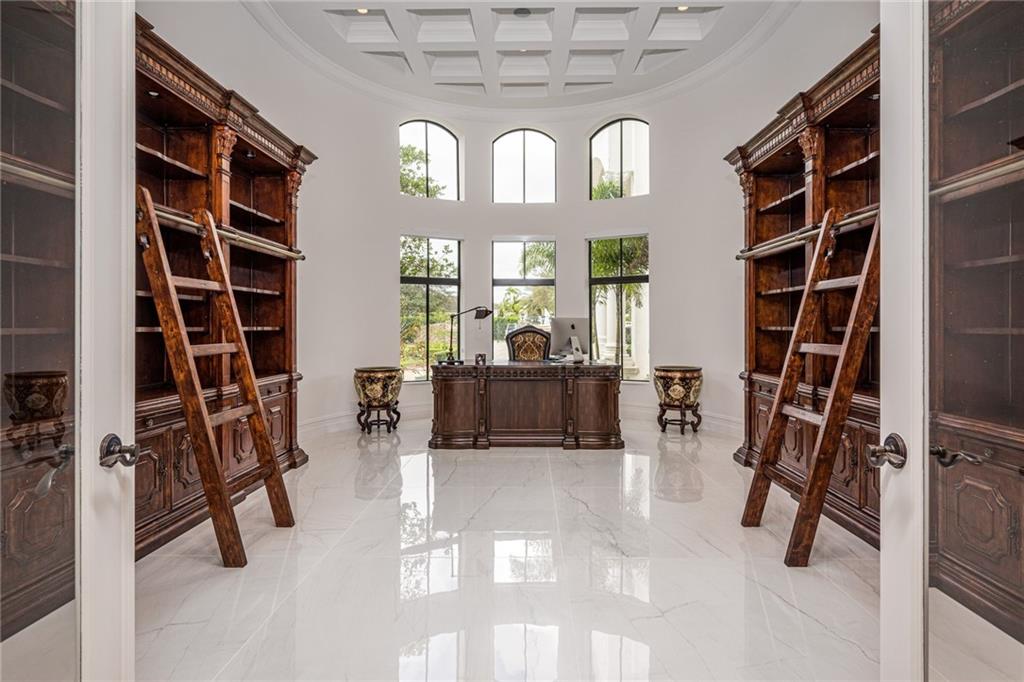 SUNSHINE RANCHES - Residential