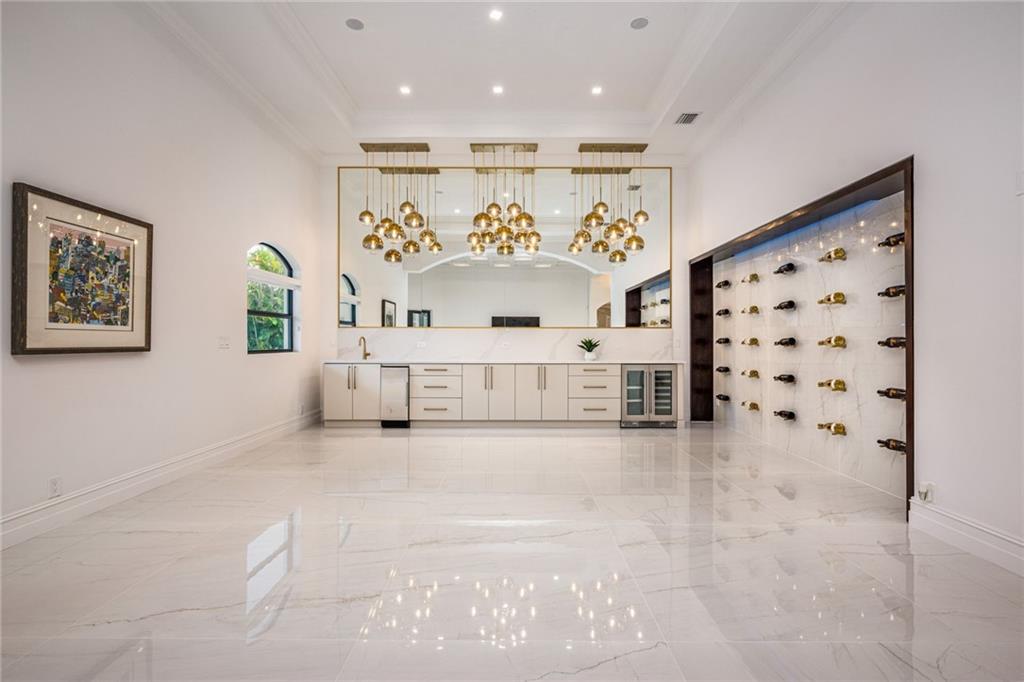 SUNSHINE RANCHES - Residential