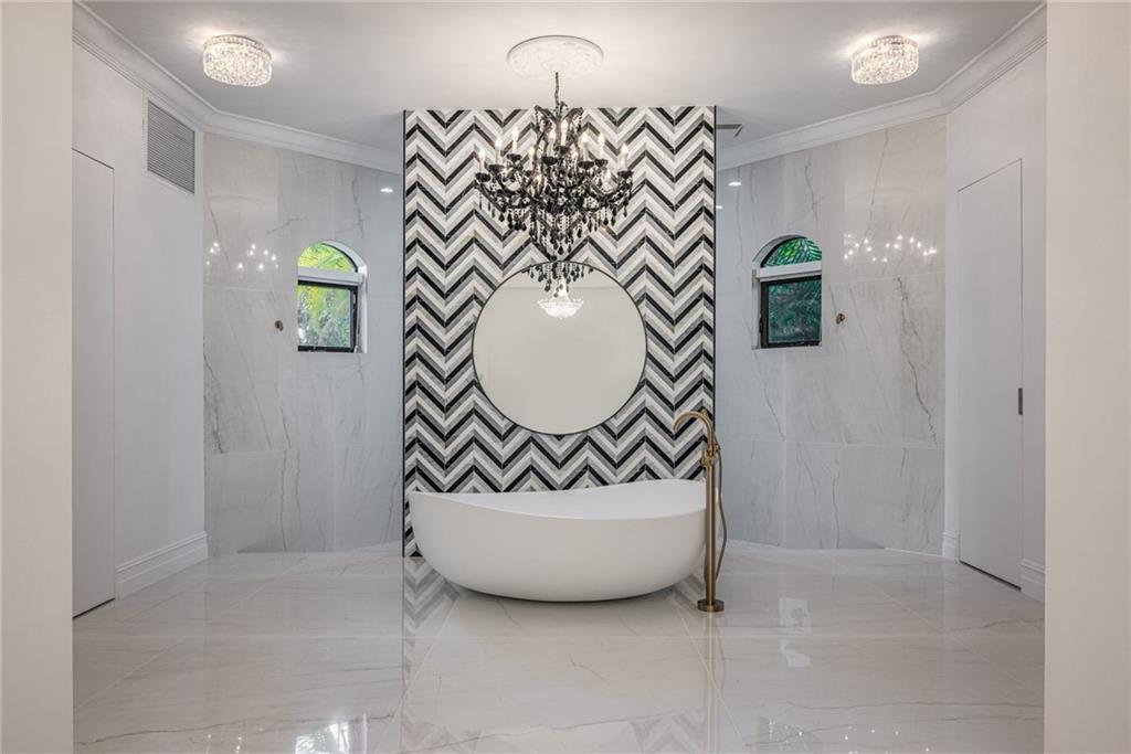 SUNSHINE RANCHES - Residential