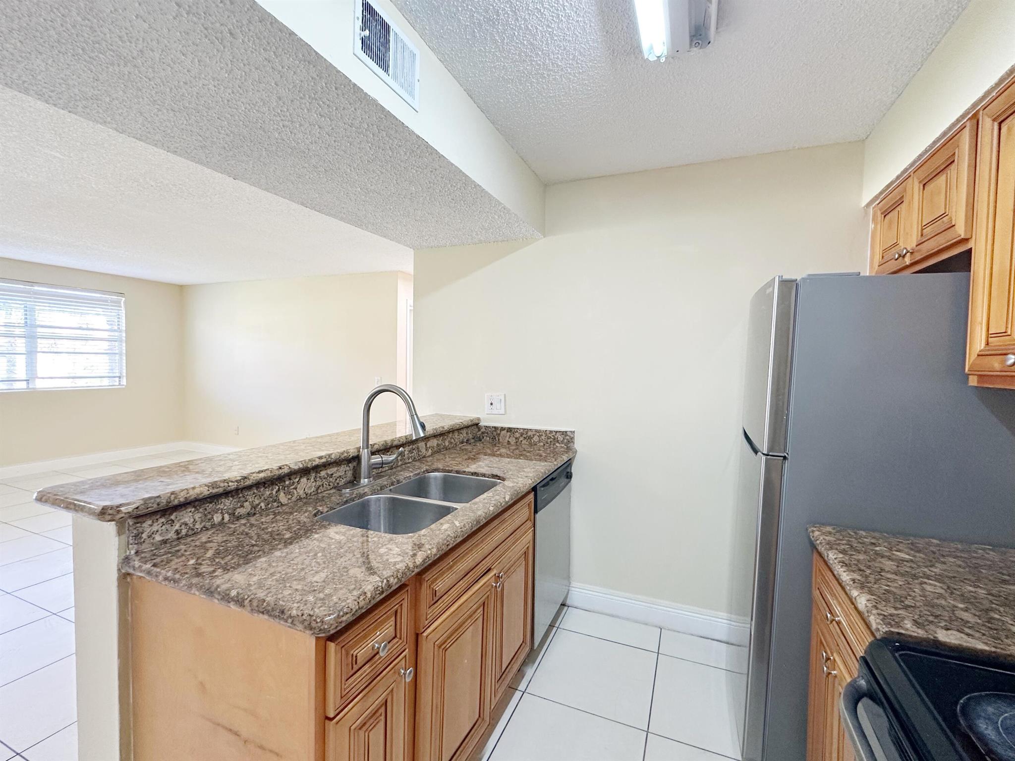 1241 SW 46th Avenue 1008