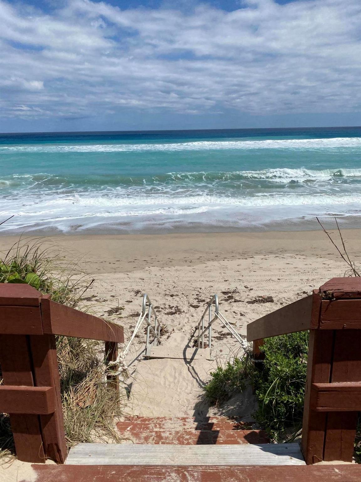 SEAGRAPE CONDO - Residential Lease