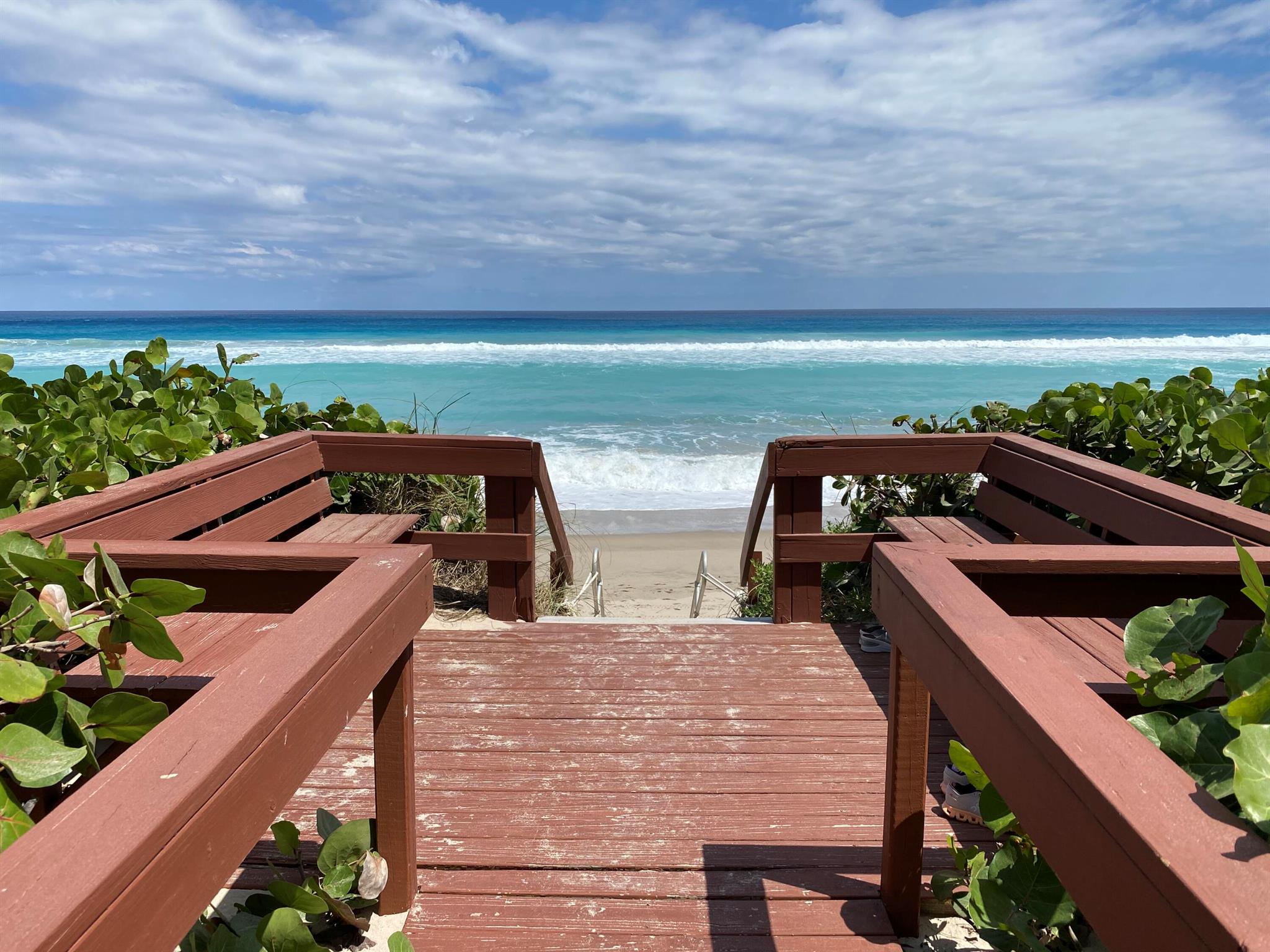SEAGRAPE CONDO - Residential Lease