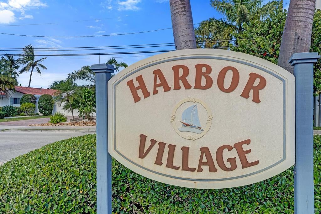 Photo of 1004 NE 26TH Avenue, Pompano Beach, FL 33062 (MLS # B26086079)