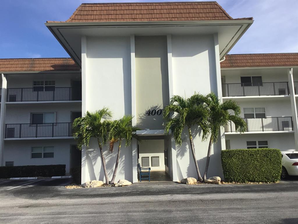 WILSHIRE EAST CONDOS - Residential Lease