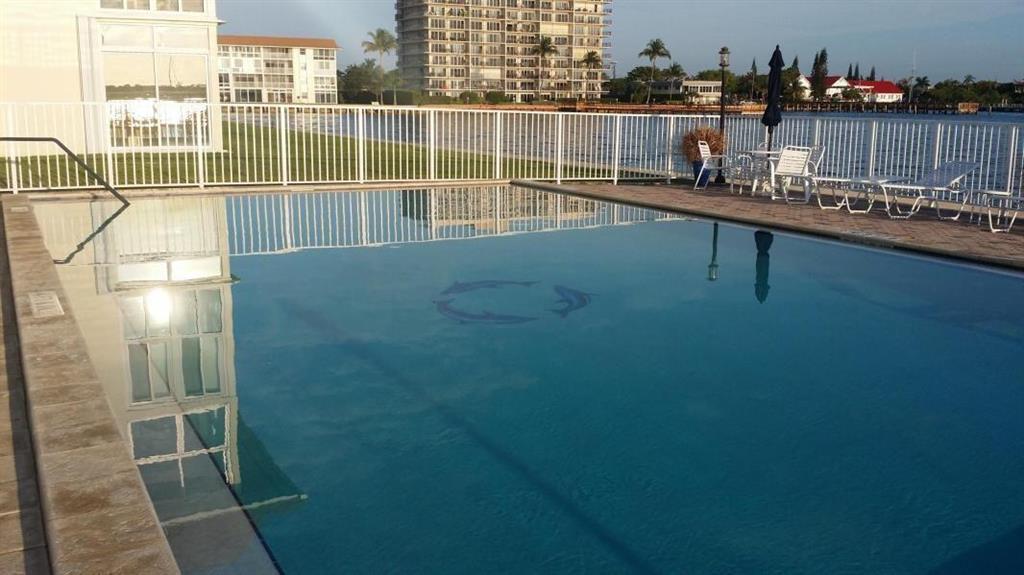 WILSHIRE EAST CONDOS - Residential Lease