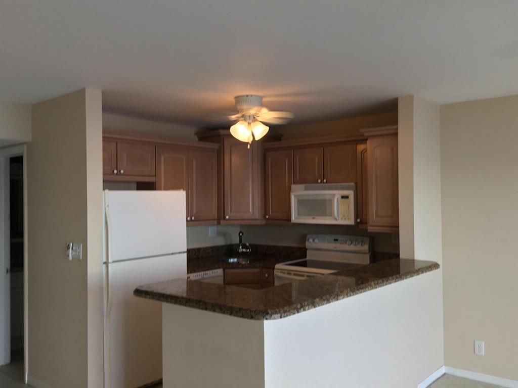 WILSHIRE EAST CONDOS - Residential Lease