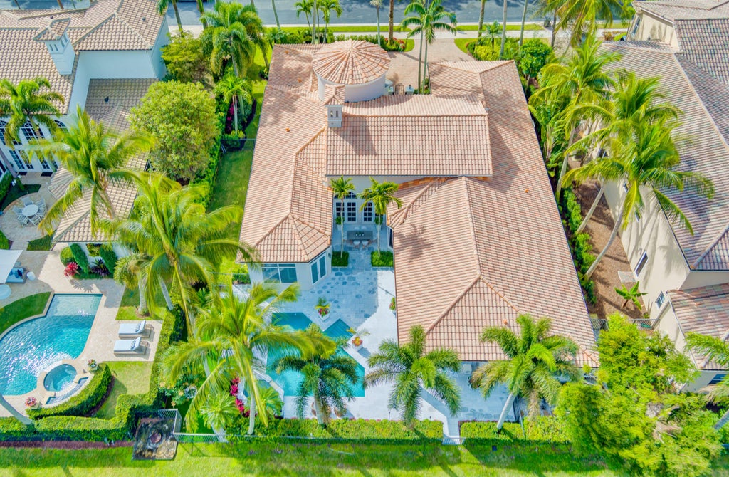 Photo of 2139 Milano Court, Palm Beach Gardens, FL 33418 (MLS # R10964610)