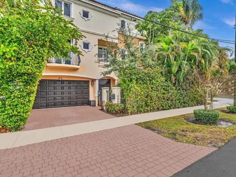 320 NE 16th Ave Unit 320, Fort Lauderdale, FL 33301 - MLS#: F10498510