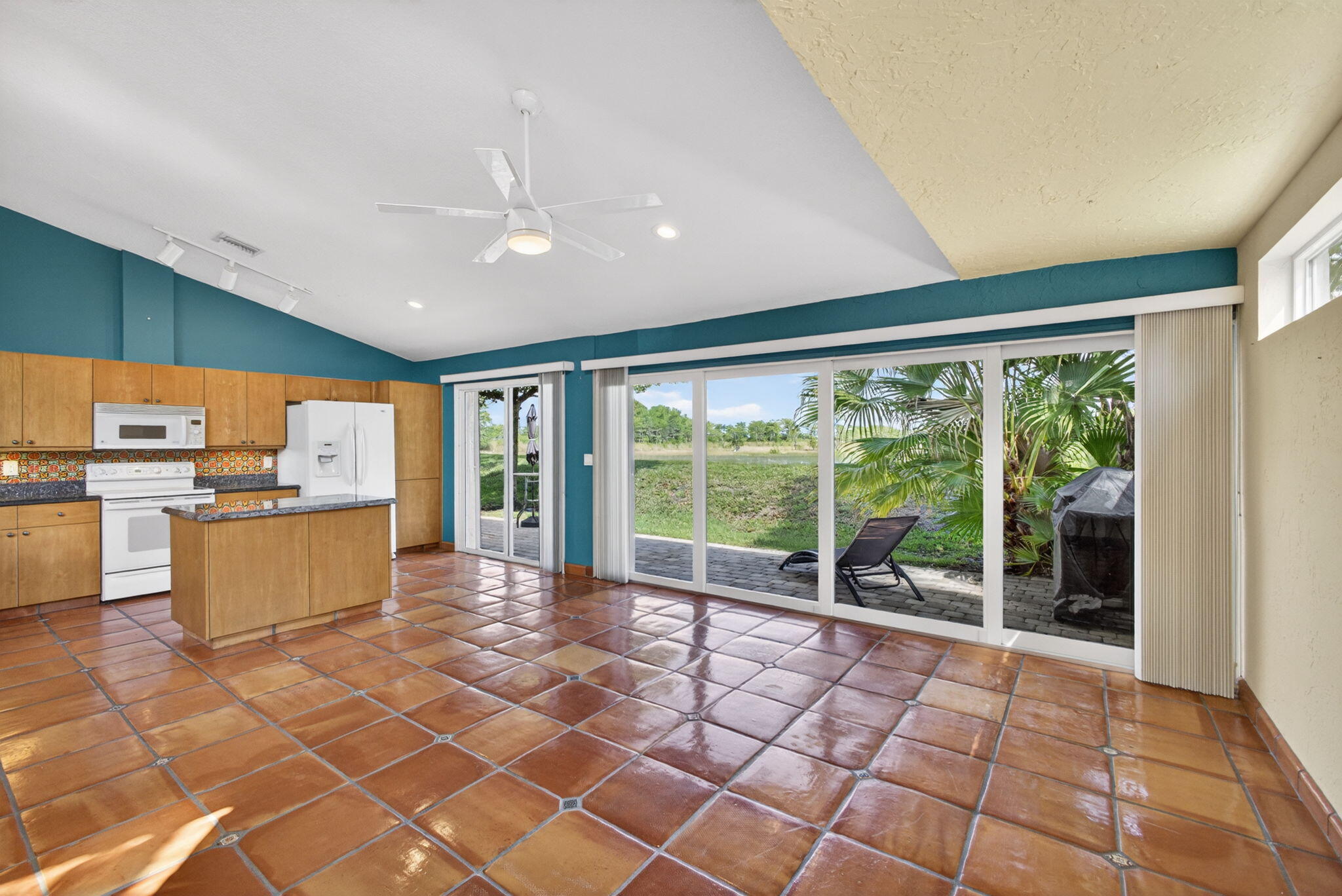 PGA RESORT COMMUNITY OF HEATHER RUN - Residential