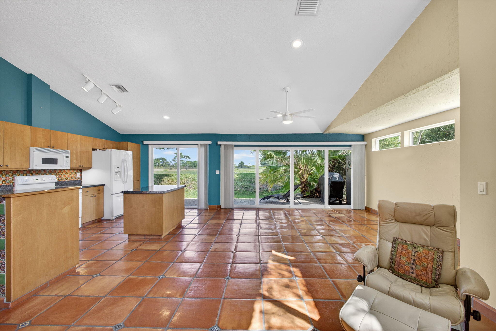 PGA RESORT COMMUNITY OF HEATHER RUN - Residential