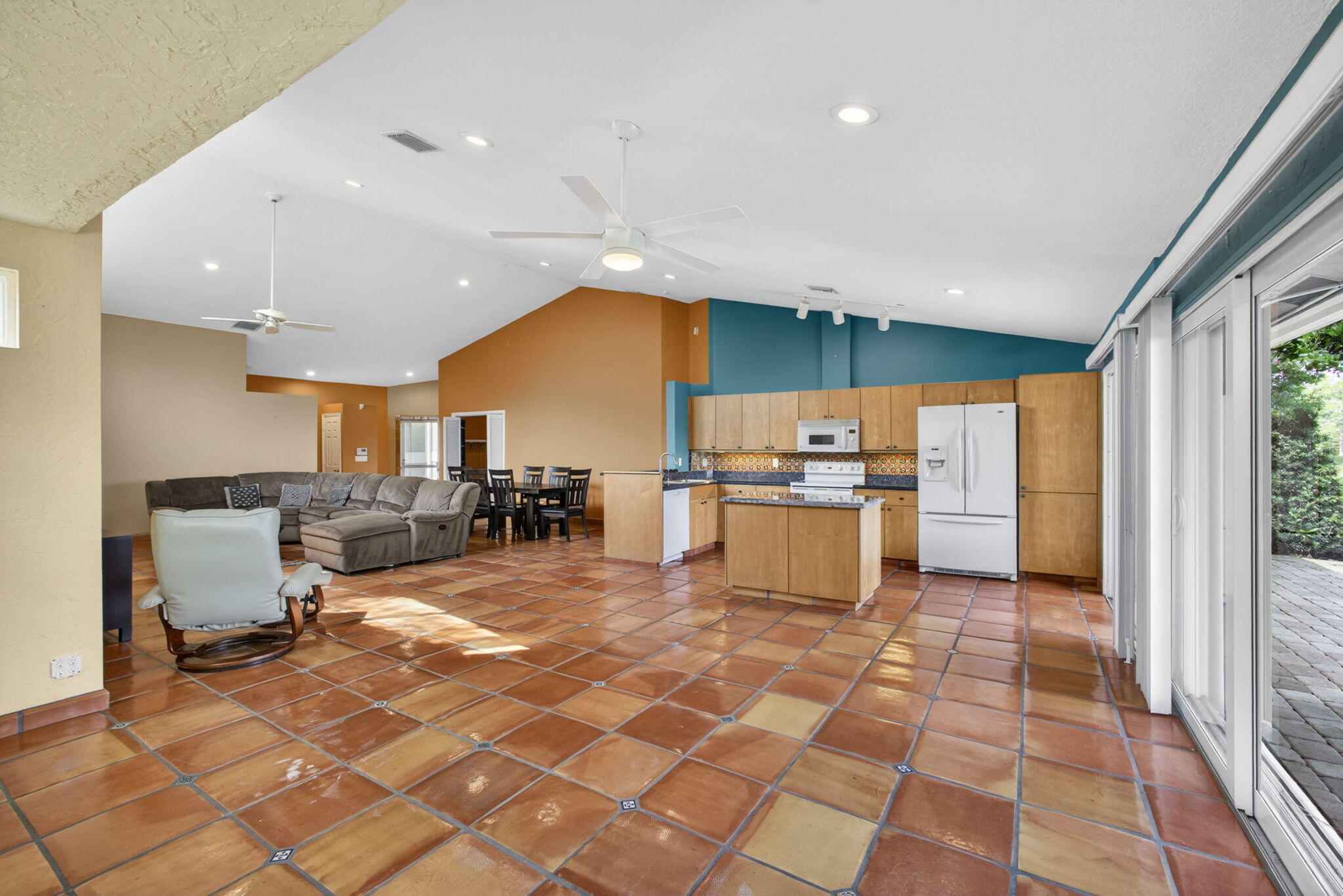 PGA RESORT COMMUNITY OF HEATHER RUN - Residential