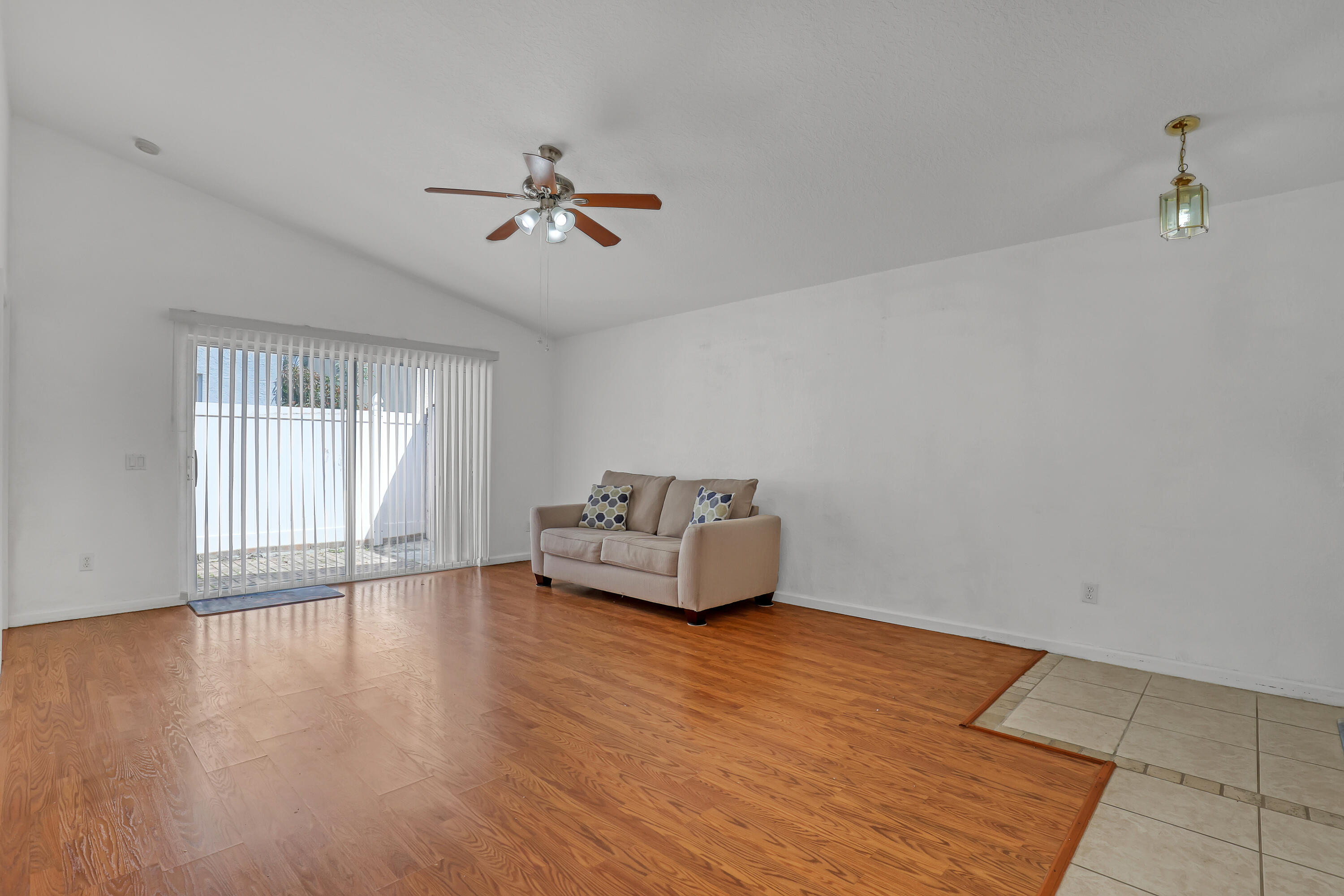 NAUTICA ISLES 4 - Residential